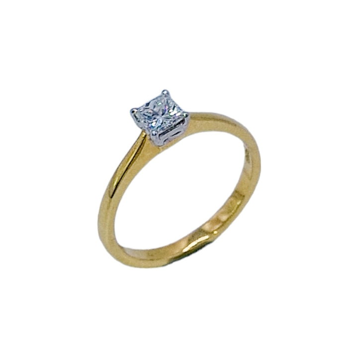 18ct Yellow Gold Solitaire Diamond Ring