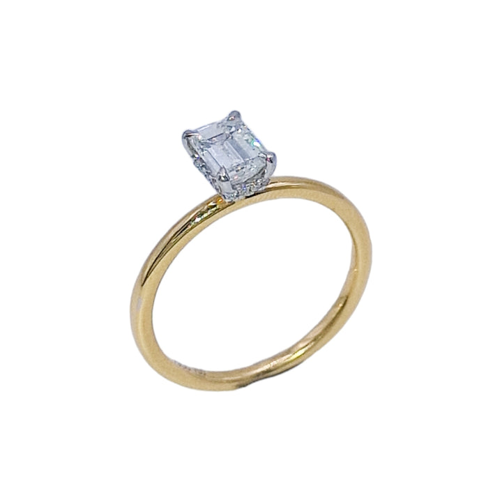 18ct Yellow Gold Diamond Ring